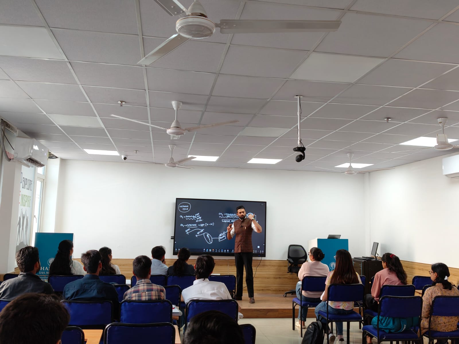 Chanaktya's Civil Services Classroom